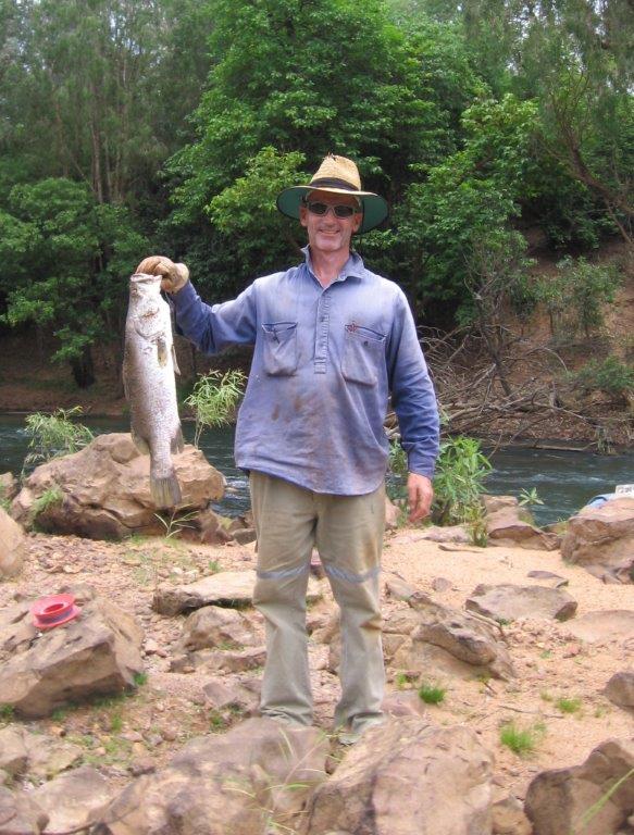 http://australianmammals.org.au/files/376_tony_fishing.jpg